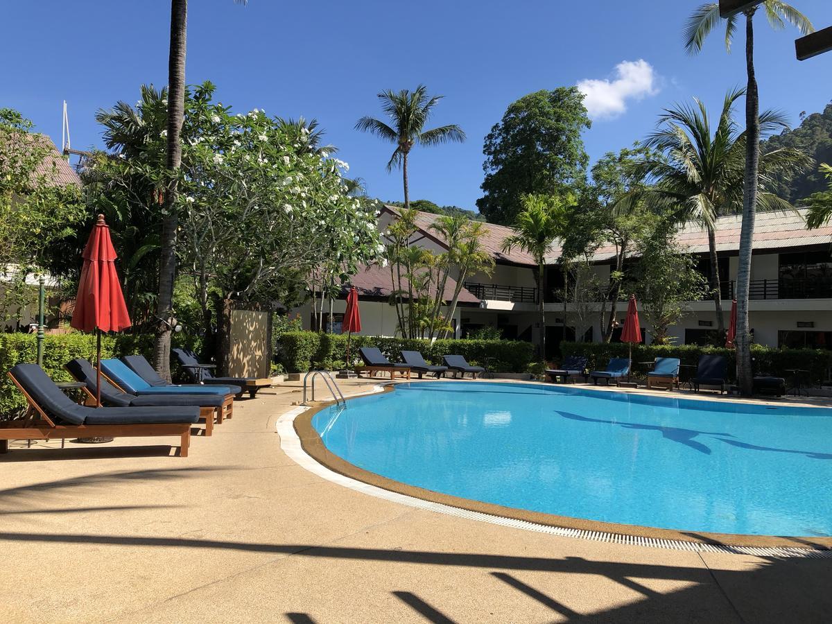 Bamboo Beach Hotel & Spa Patong Exterior foto