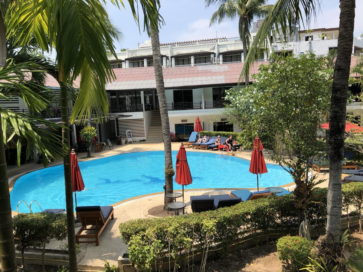 Bamboo Beach Hotel & Spa Patong Exterior foto