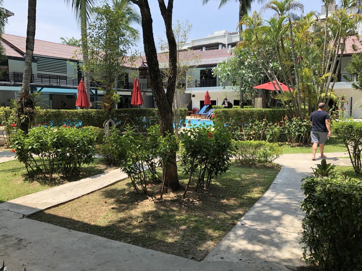 Bamboo Beach Hotel & Spa Patong Exterior foto